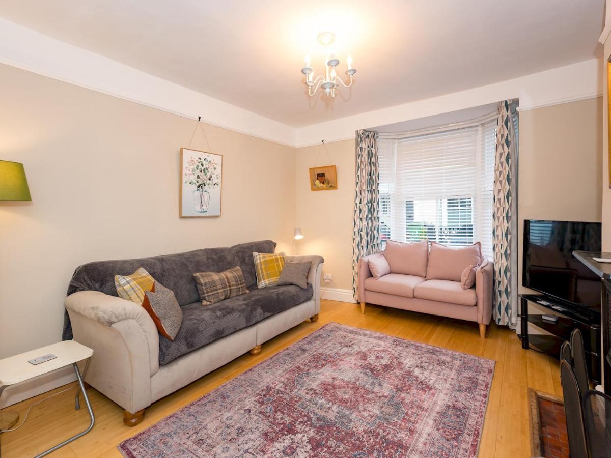 Pass The Keys 3 Storey Townhouse Σριούσμπερι Εξωτερικό φωτογραφία