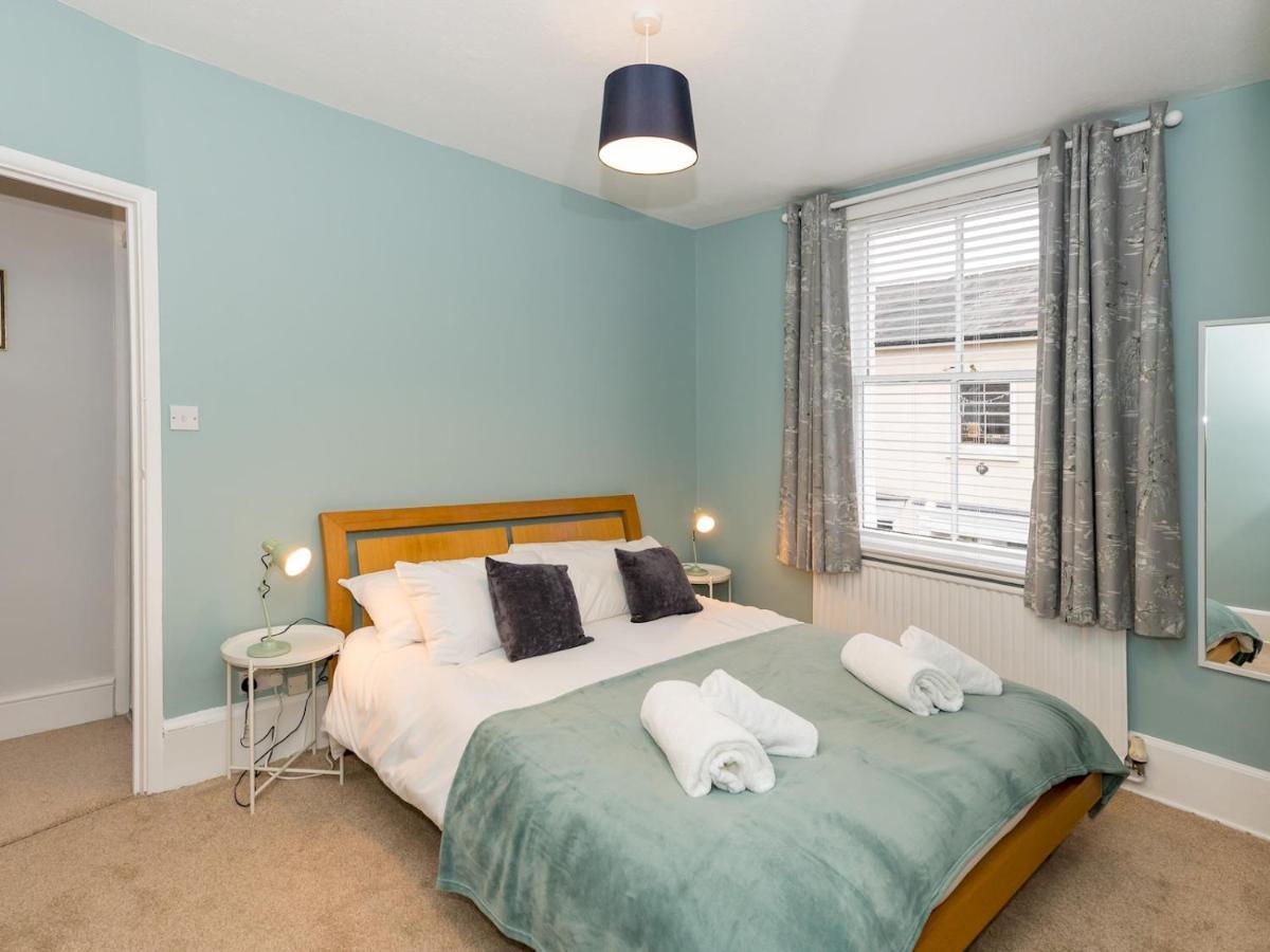 Pass The Keys 3 Storey Townhouse Σριούσμπερι Εξωτερικό φωτογραφία