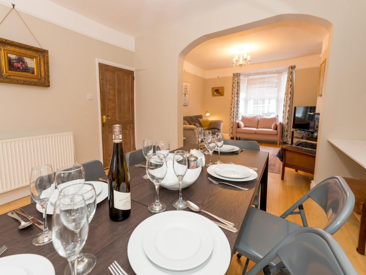 Pass The Keys 3 Storey Townhouse Σριούσμπερι Εξωτερικό φωτογραφία